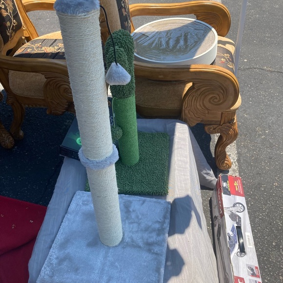 Cat tree scratcher - Picture 4 of 12